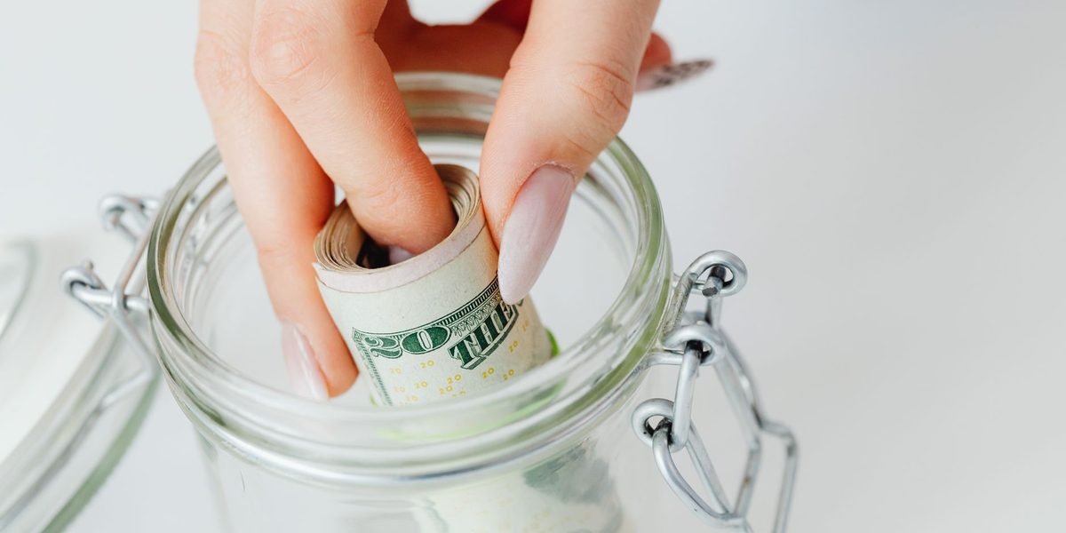 How to Build a Family Emergency Fund on a Tight Budget