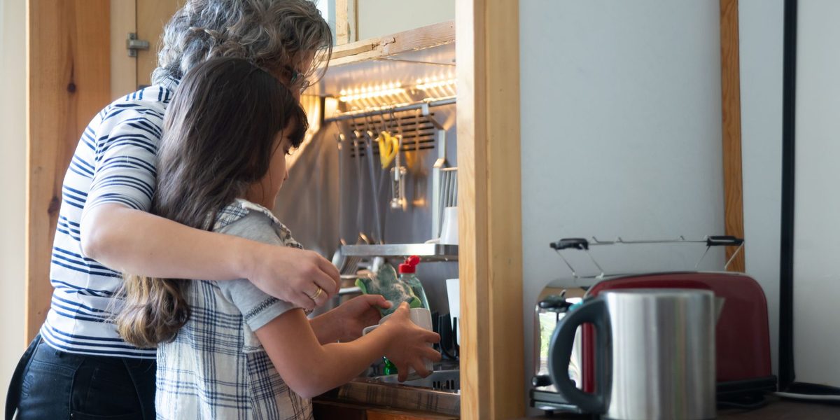 The After-Dinner Kitchen Routine That Resets Your Whole Home