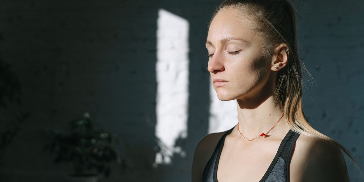 Simple Breathing and Grounding Habits for Overwhelmed Moments